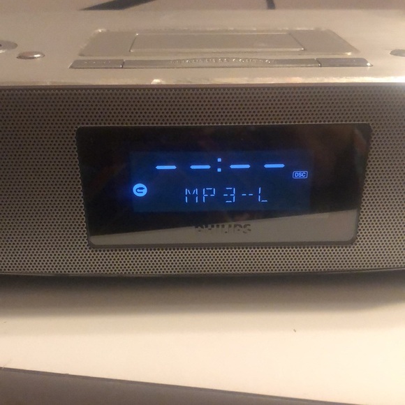 Philips docking entertainment system - Picture 1 of 10